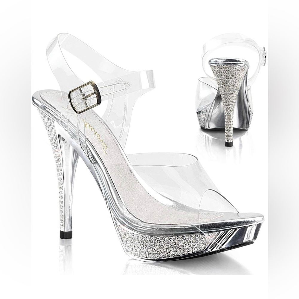 Fabulicious Clear heels